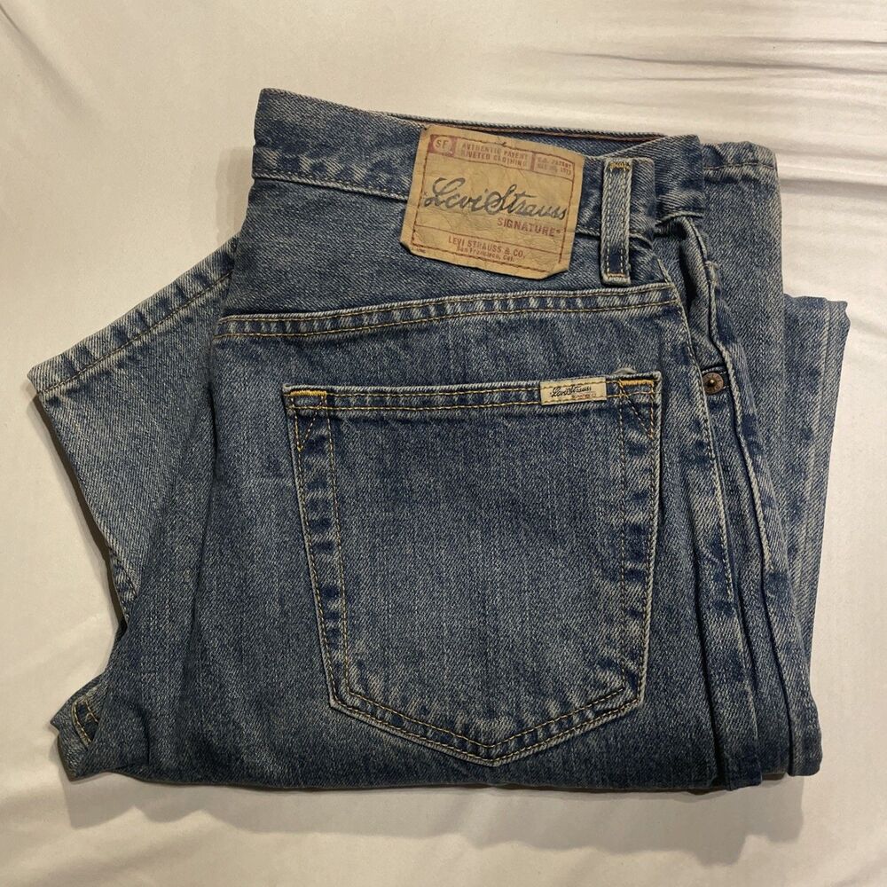 Levi Strauss Signature Men's Faded Blue Denim Straight Leg Jeans 34X32